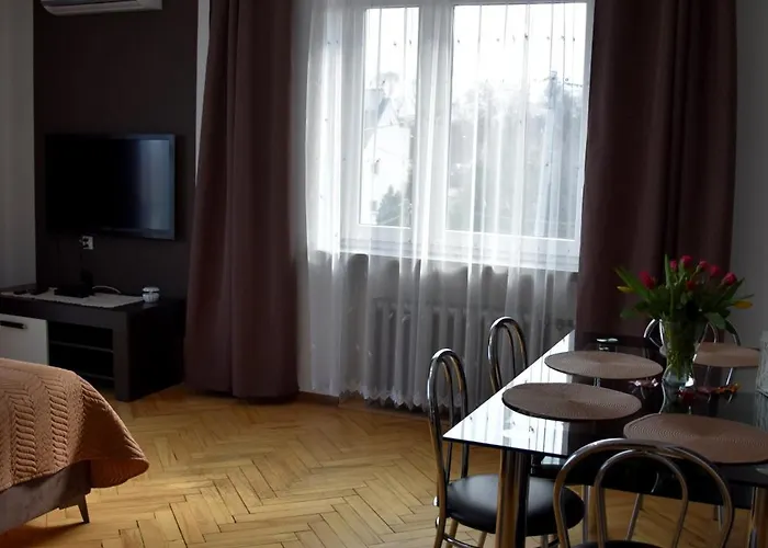 Travel Cracow شقة